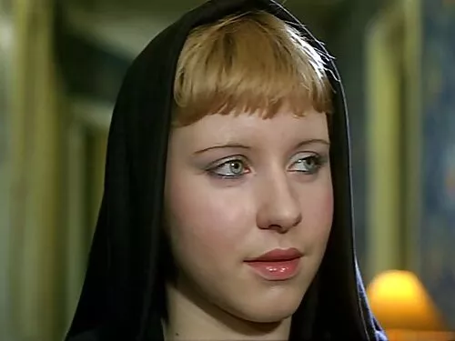 Скин в чорапи говори ...