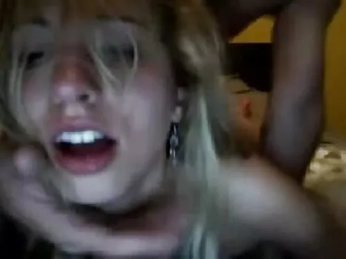 Девицата Оля не счуп ...