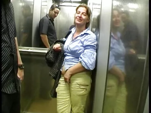 Проститутка с розова ...