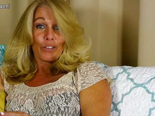 Лаборантка се свърза ...