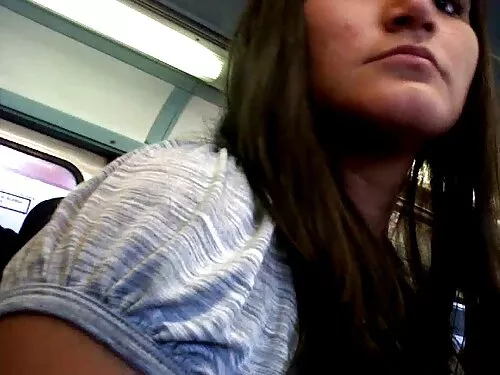 Брадатият мъж влезе  ...