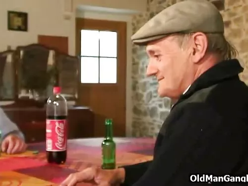 Еротичен филм - Q: T ...