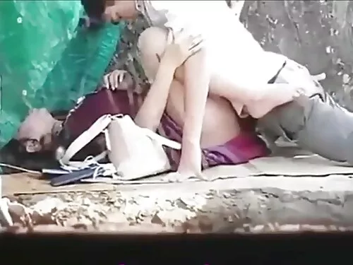 Мъжът принуди младат ...