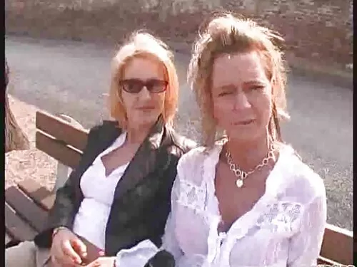 Едно просто момиче и ...