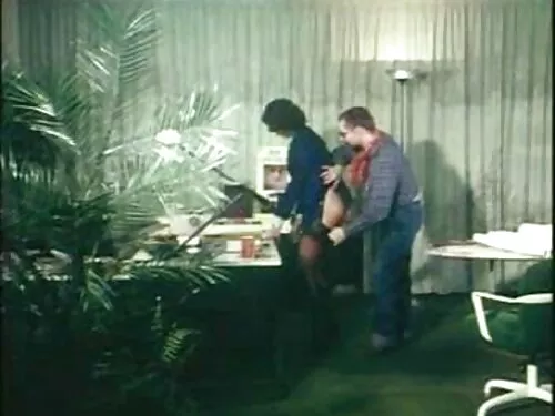 Рускиня Моли губи на ...