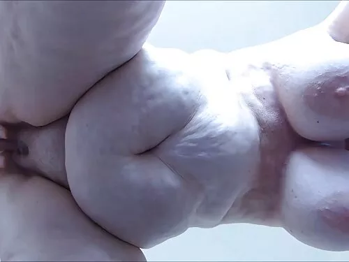 Нимфоманска порно се ...